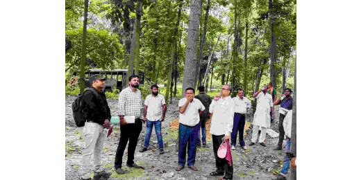 मुख्य अभियंता ने लंगट सिंह कॉलेज में चल रहे विकास कार्यों का किया निरीक्षण